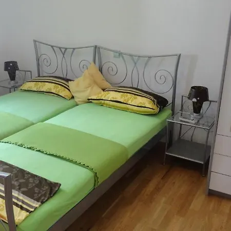 Veronika Apartment