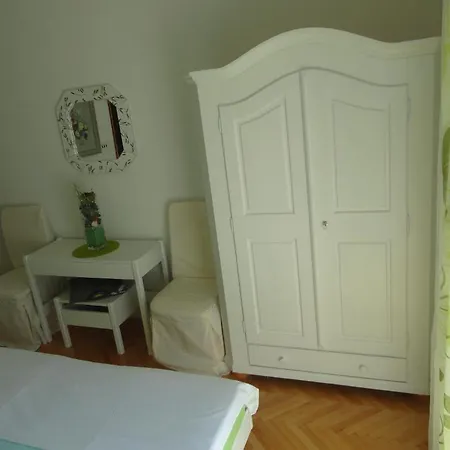 Veronika Apartment Makarska