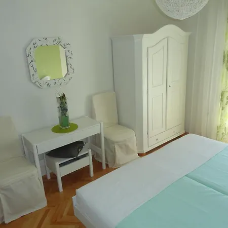 Veronika Apartment