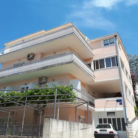Apartment Veronika Makarska