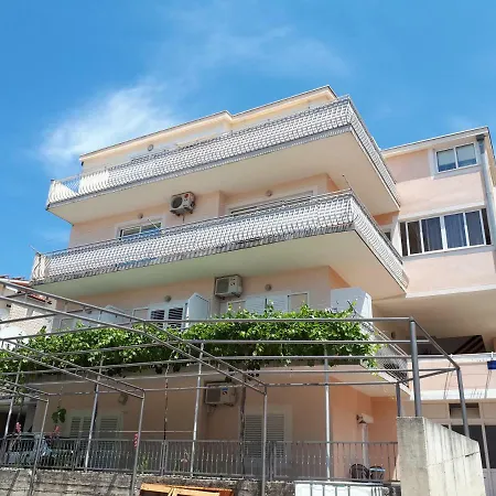 Veronika Apartamento
